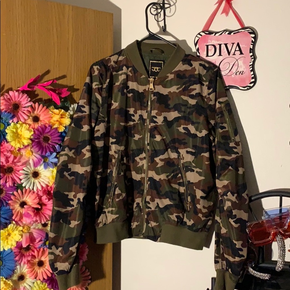 Army Jacket 🧥